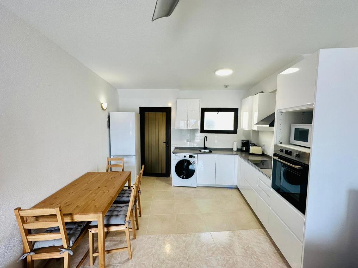 Ocean Front Cozy 2 Bedroom, 3 Beds Spacious- Netflix, Pool, Beach Lift & Fast Wifi ปลายา เดล อิงเกลส ภายนอก รูปภาพ
